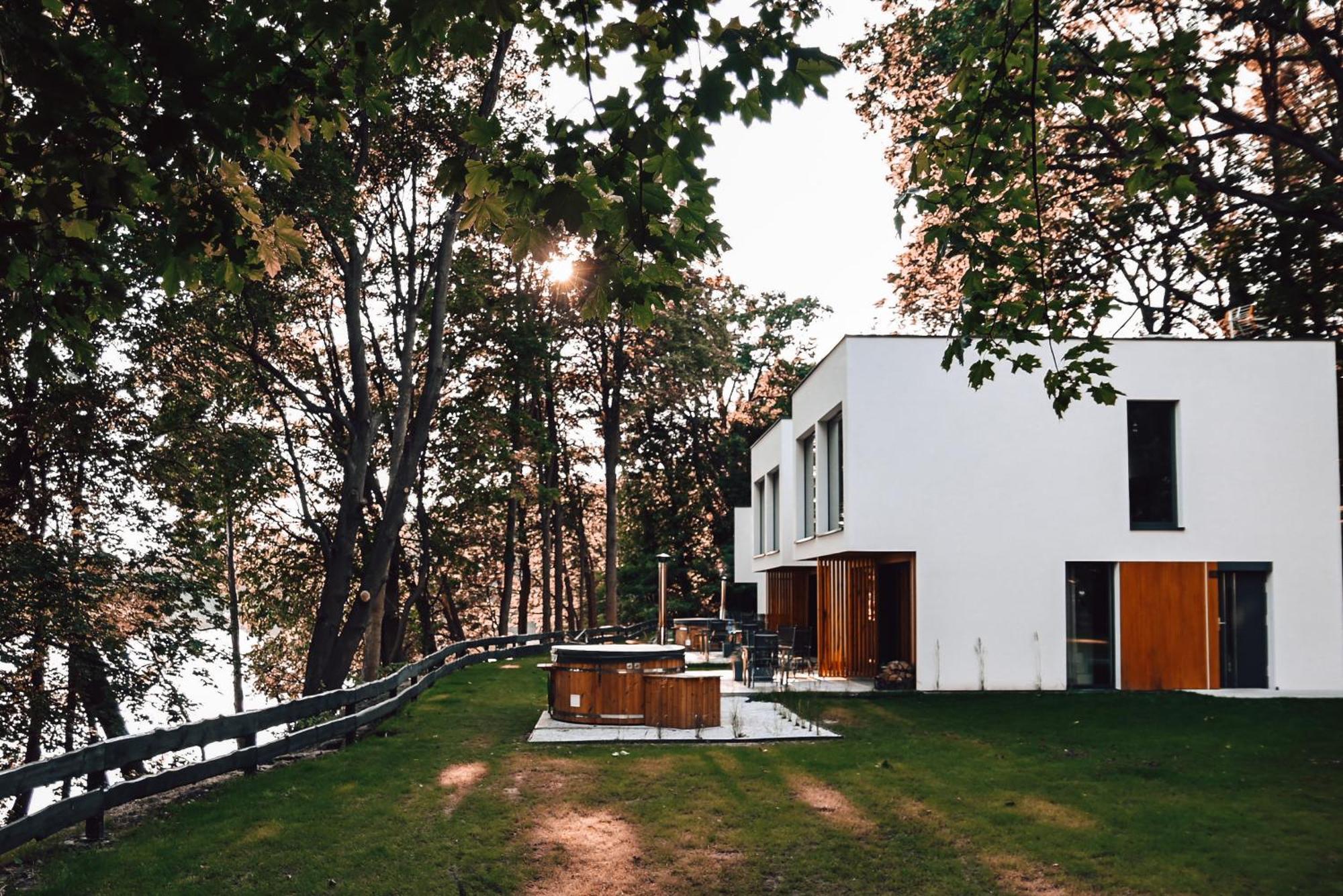 Ryteblota Resort & Spa Zbiczno Bagian luar foto